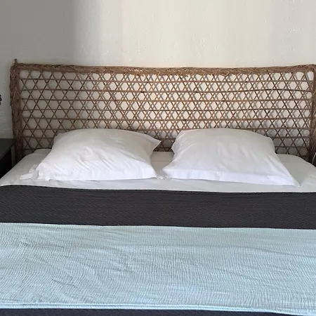 Ile De Malvy * Saint-Simeux